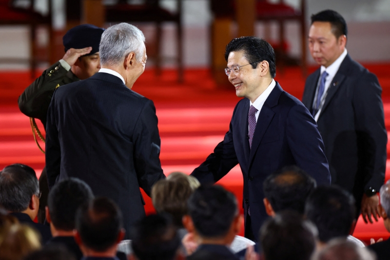 黄循财在新加坡总统府宣誓就任新加坡第4任总理